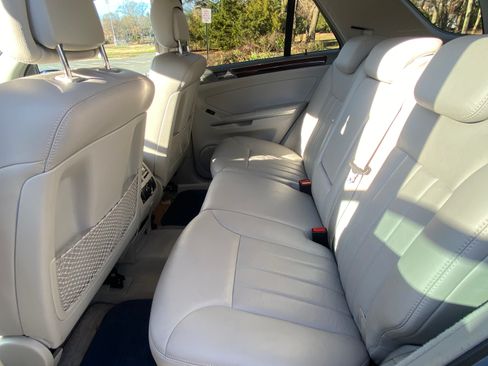 Used 2008 Mercedes-Benz ML 350 4MATIC image 18