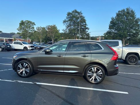 Used 2022 Volvo XC60 B5 Inscription w/ Advanced Package image 1
