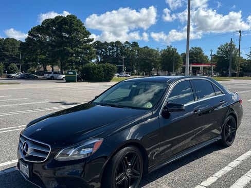 Used 2014 Mercedes-Benz E 350 4MATIC Sedan image 1