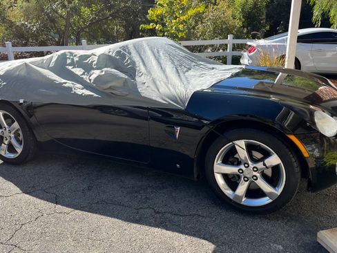 Used 2006 Pontiac Solstice Convertible w/ Premium Package image 9
