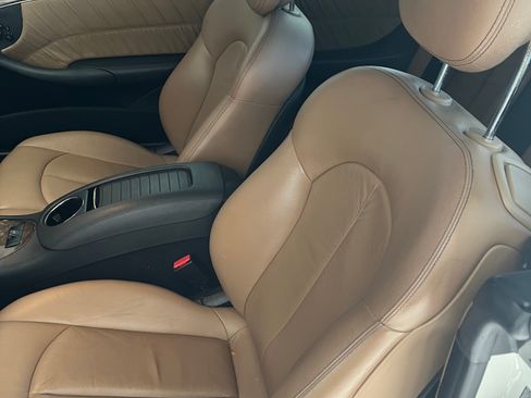 Used 2007 Mercedes-Benz CLK 550 Cabriolet image 2