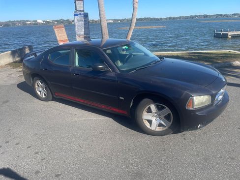 Used 2006 Dodge Charger image 2