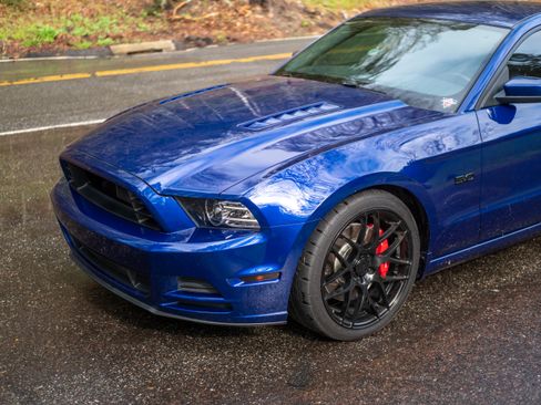 Used 2014 Ford Mustang GT Premium image 10