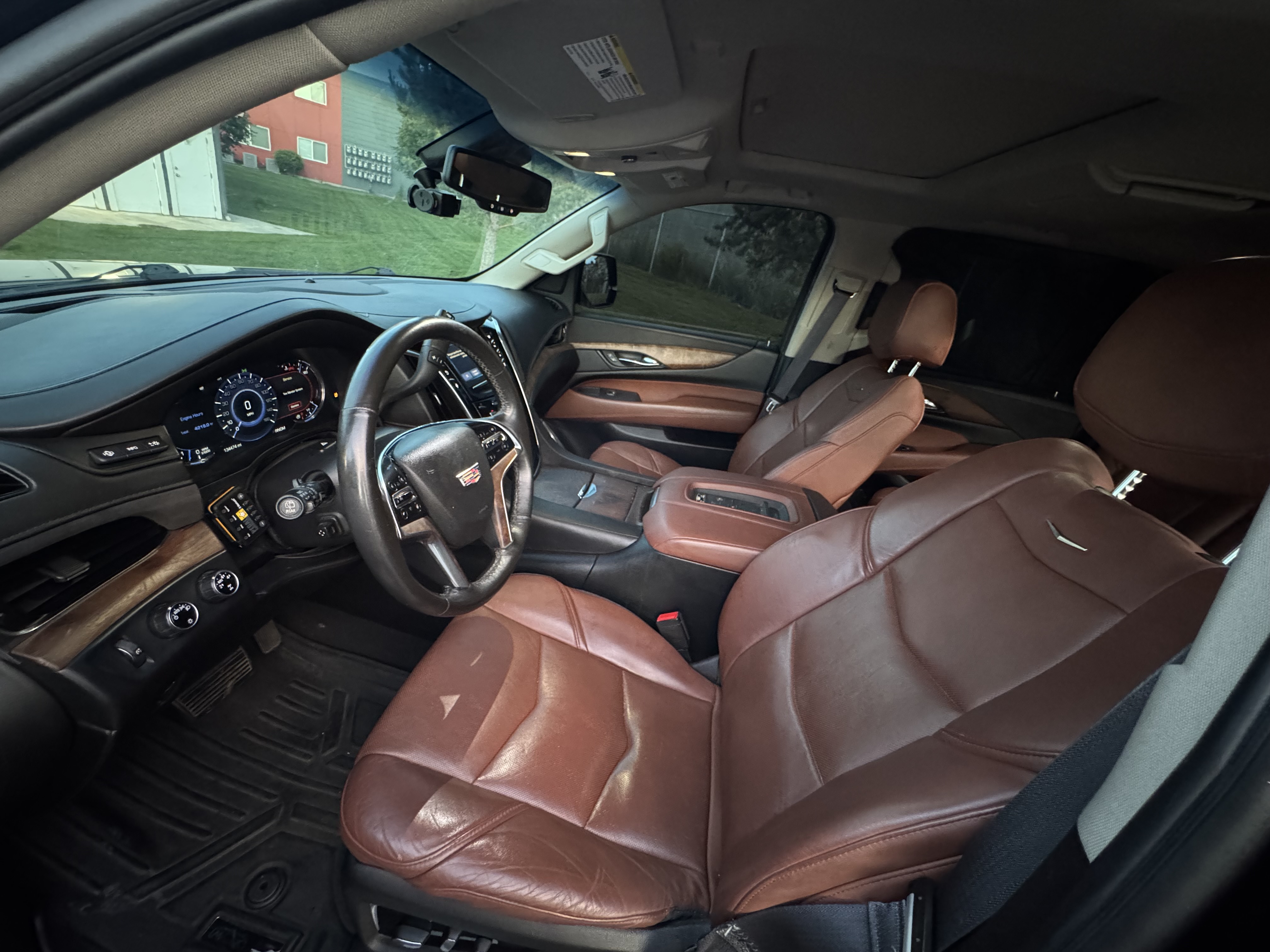 Used 2016 Cadillac Escalade ESV Premium AWD/4WD image 32
