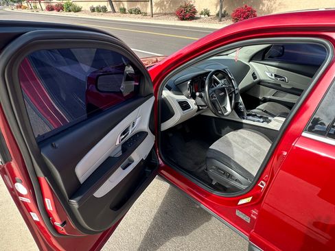 Used 2015 GMC Terrain SLE image 11