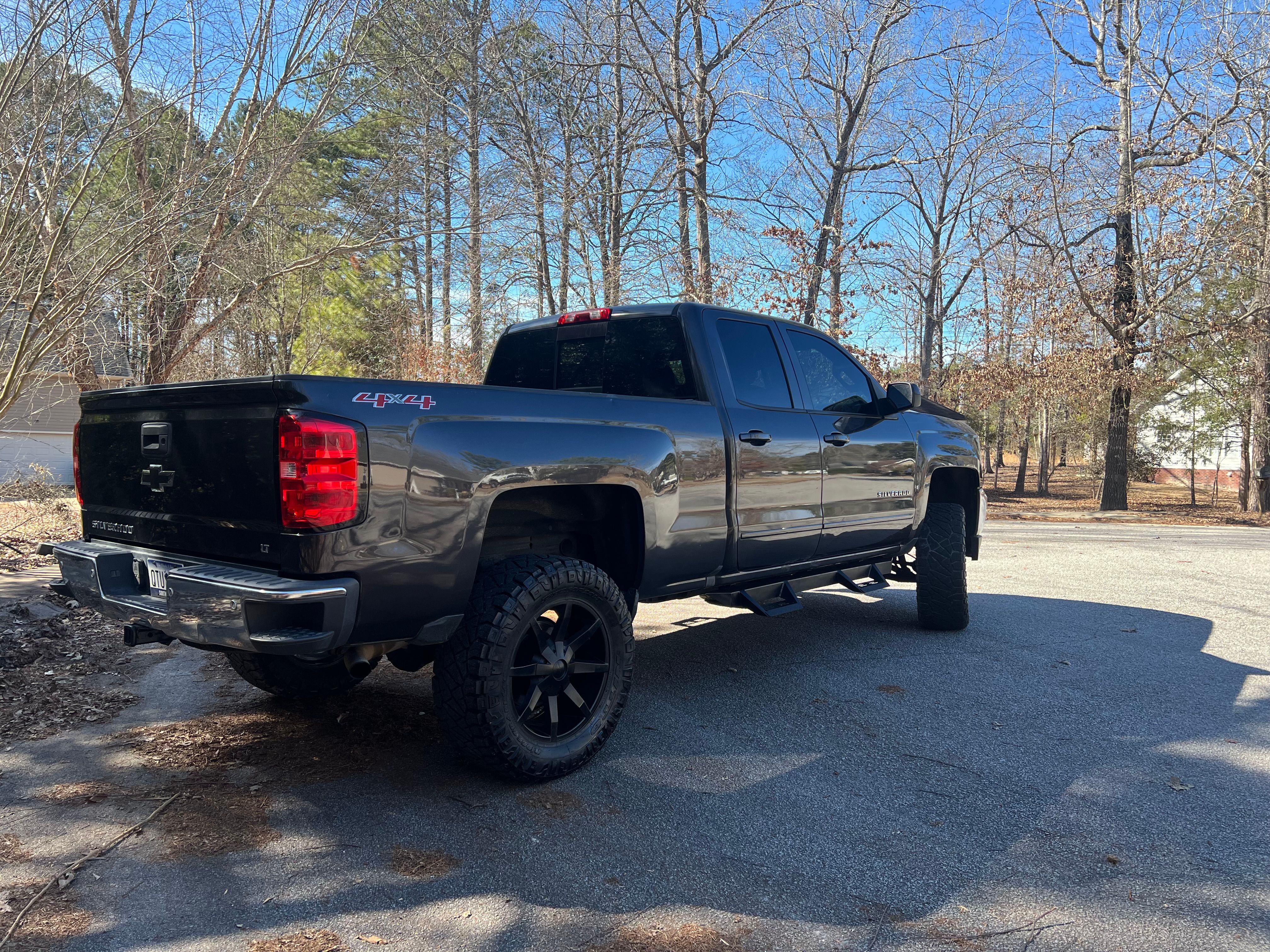 Used 2016 Chevrolet Silverado 1500 LT w/ All Star Edition AWD/4WD image 2