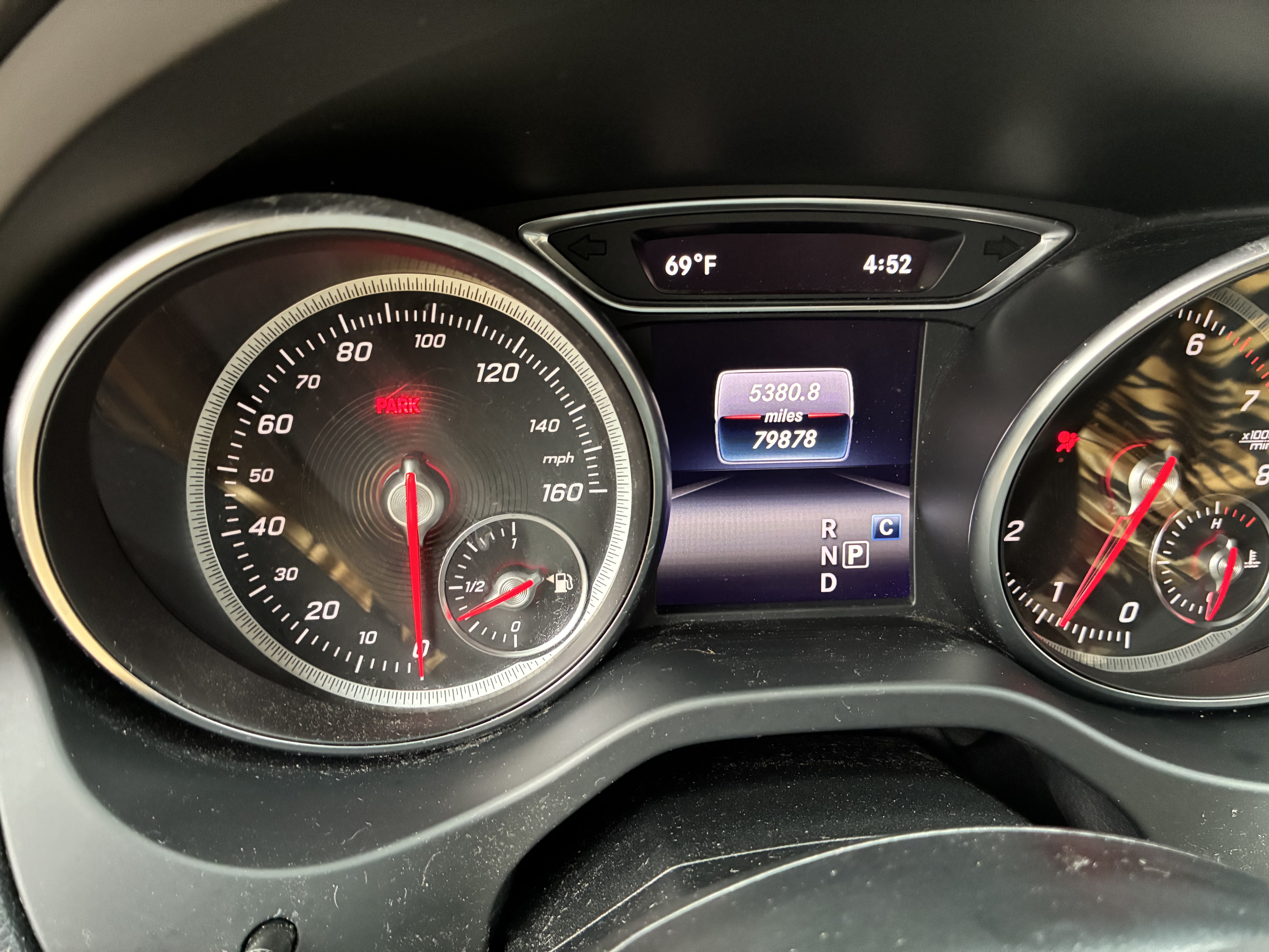 Used 2019 Mercedes-Benz CLA 250 4MATIC image 11