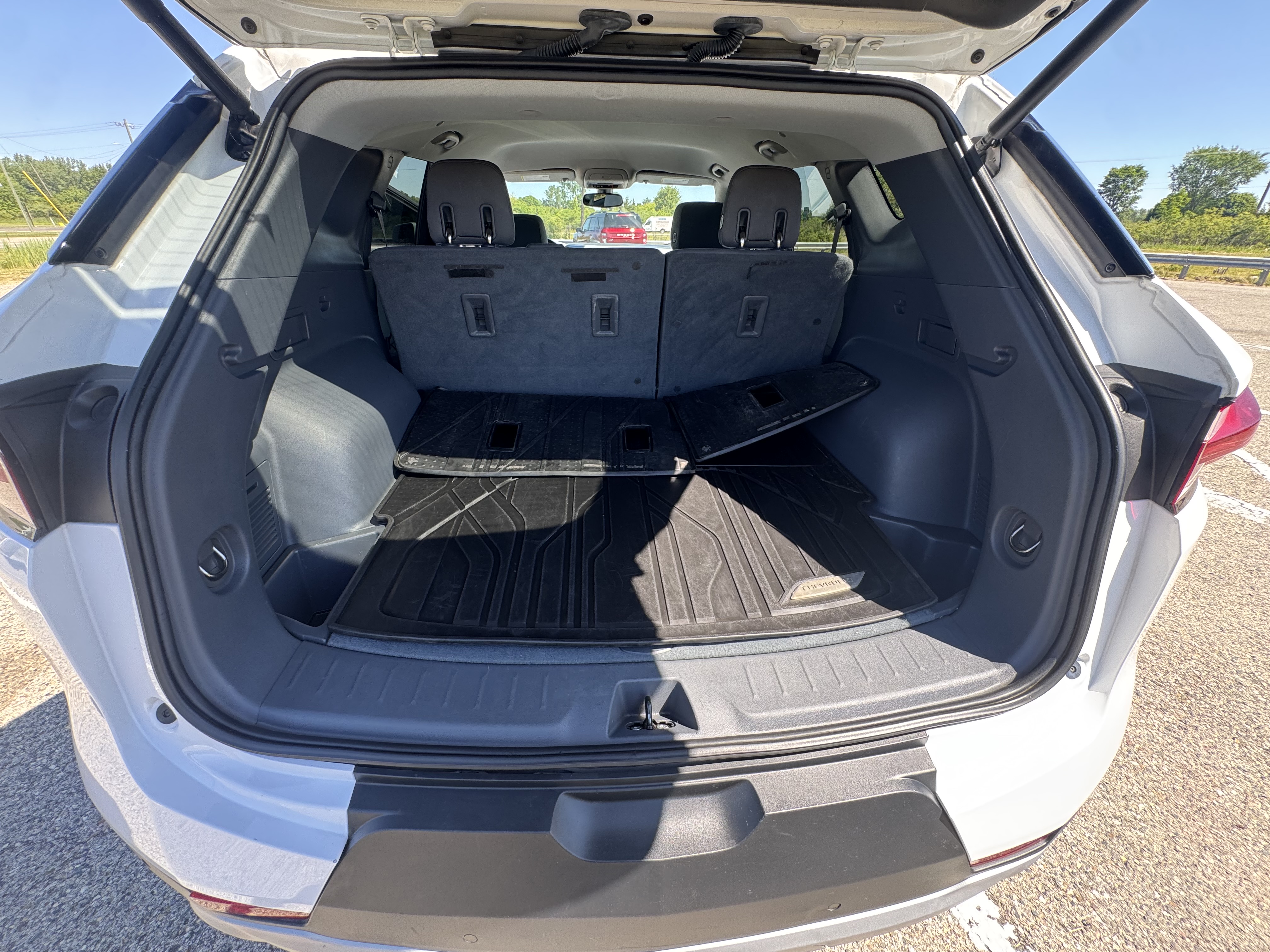 Used 2019 Chevrolet Blazer LT FWD image 14