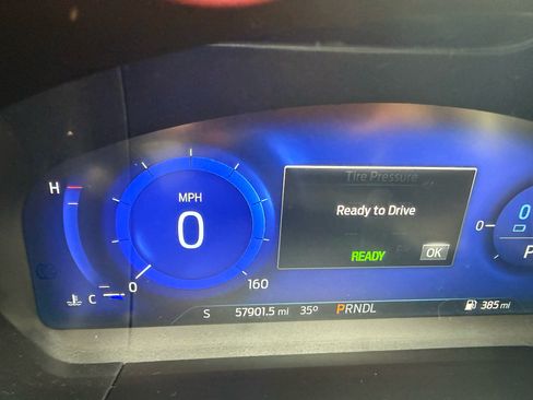 Used 2020 Ford Escape SE Sport image 16