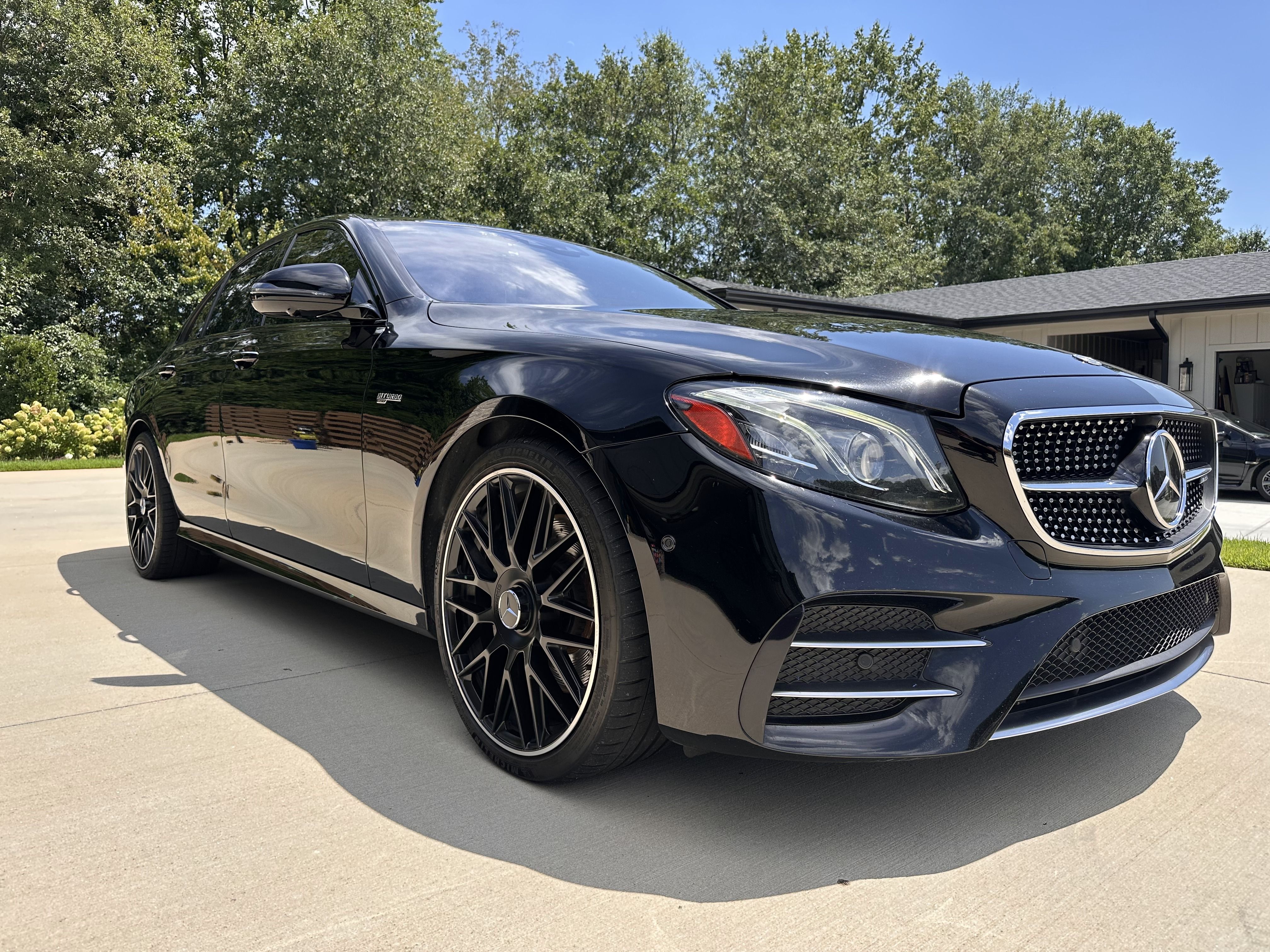 Used 2018 Mercedes-Benz E 43 AMG 4MATIC Sedan w/ Premium 3 Package image 10