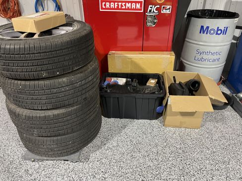 Used 2018 Dodge Charger GT image 32