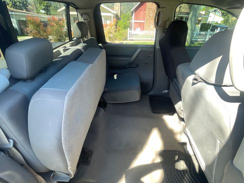 Used 2006 Nissan Titan XE w/ (W04) Preferred Pkg image 13