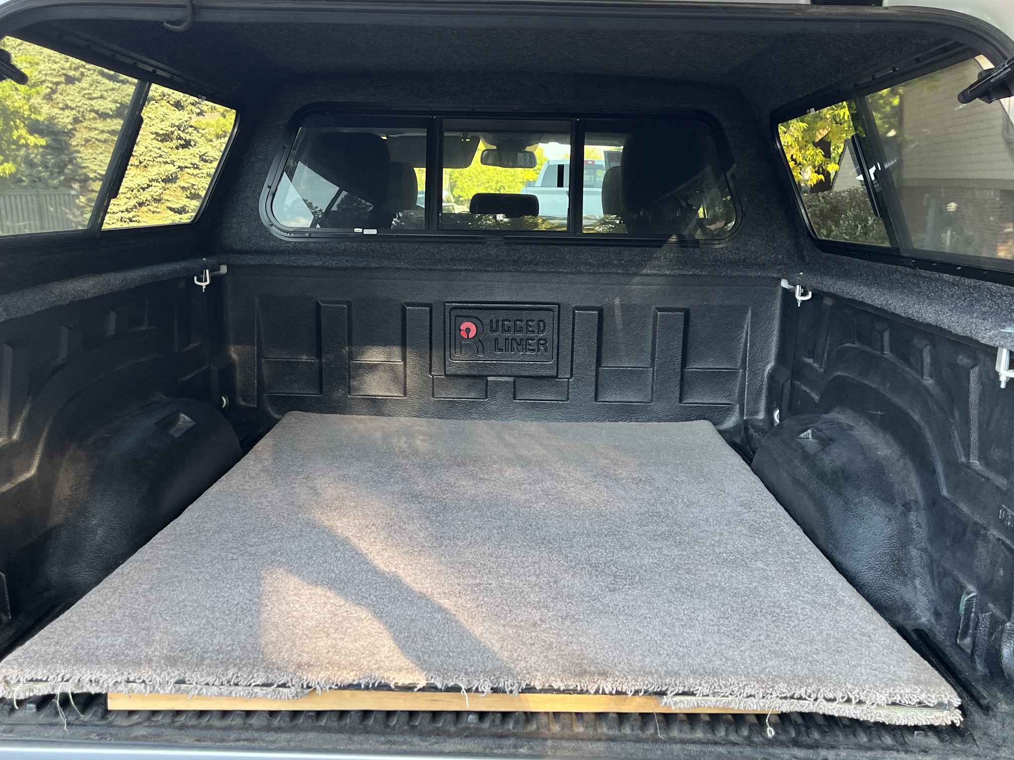 Used 2016 RAM 1500 Classic SLT AWD/4WD image 4