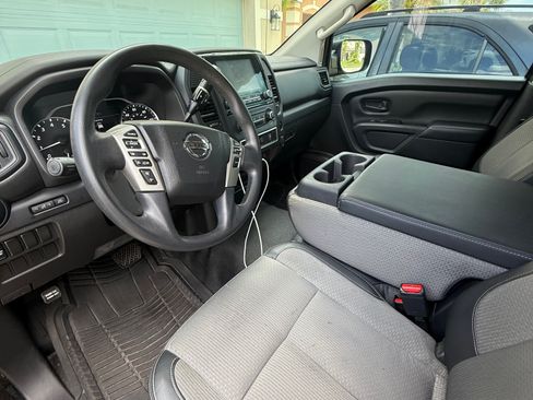 Used 2020 Nissan Titan S w/ S Utility Package RWD image 10