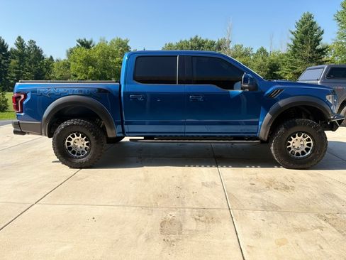 Used 2018 Ford F150 Raptor w/ Equipment Group 802A Luxury AWD/4WD image 4