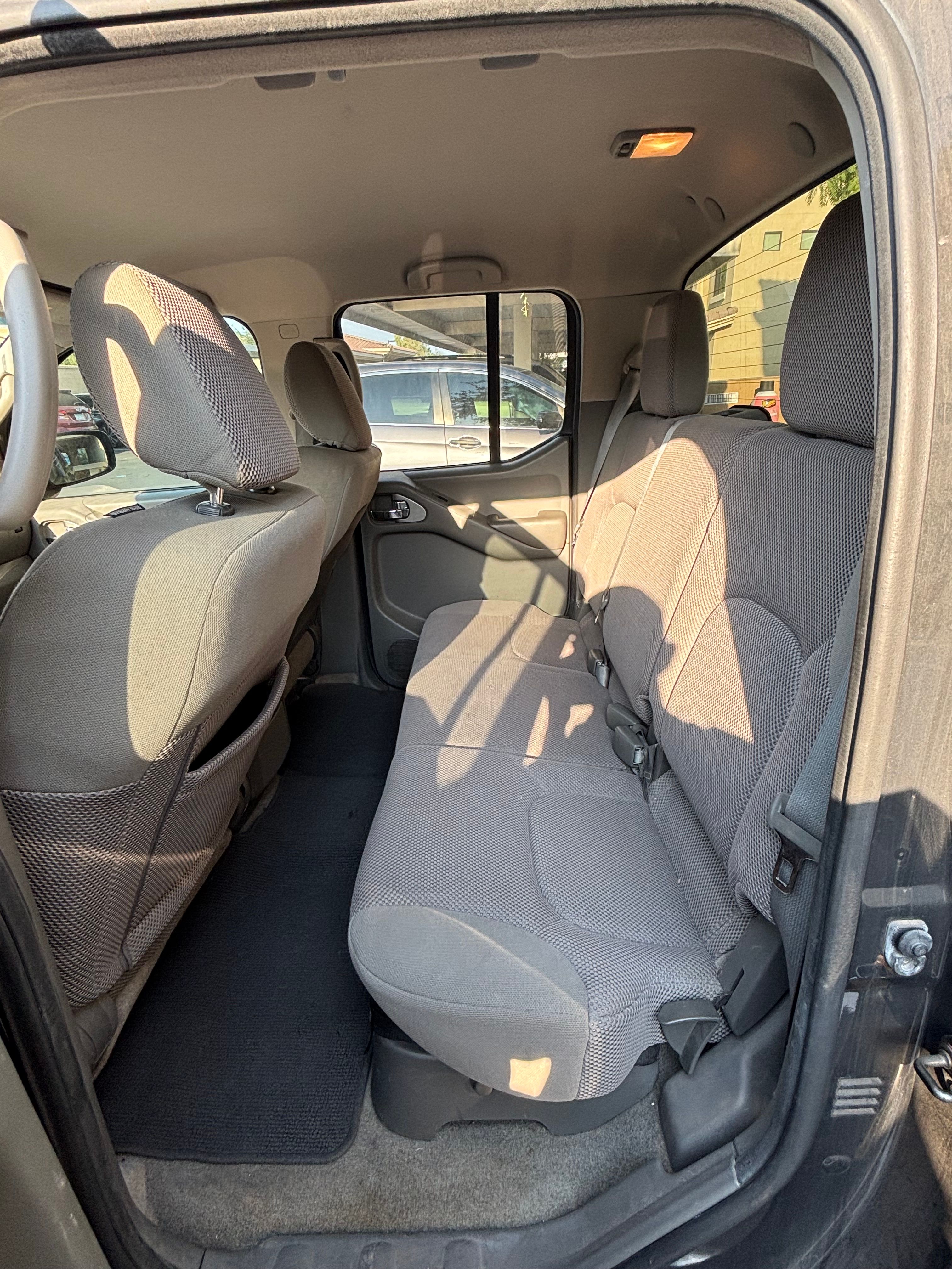 Used 2013 Nissan Frontier SV RWD image 13