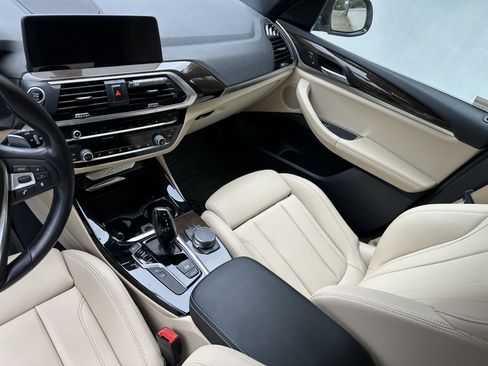 Used 2018 BMW X3 xDrive30i image 9