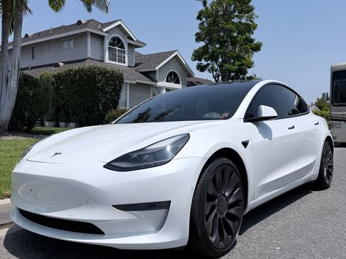 Used 2021 Tesla Model 3 Performance AWD/4WD image 1