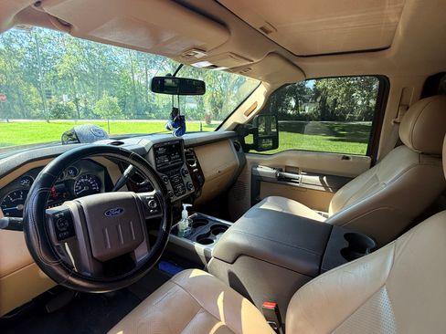 Used 2015 Ford F250 Lariat w/ Chrome Package AWD/4WD image 11