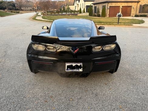 Used 2015 Chevrolet Corvette Z06 image 6