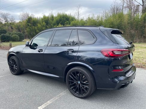 Used 2022 BMW X5 M50i w/ Executive Package image 13
