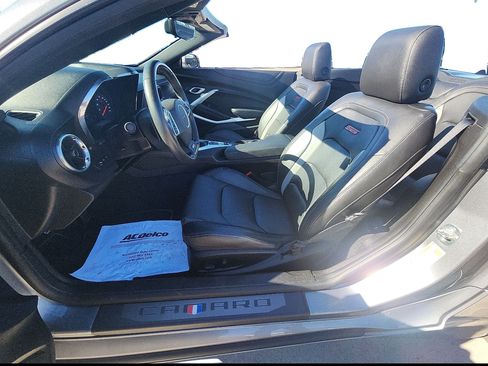 Used 2020 Chevrolet Camaro SS image 4