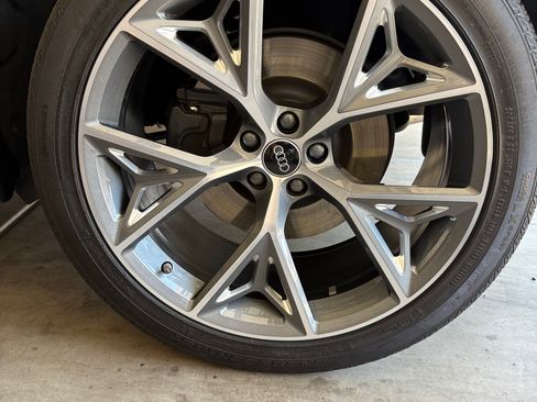 Used 2023 Audi SQ8 Prestige w/ Prestige Package image 18