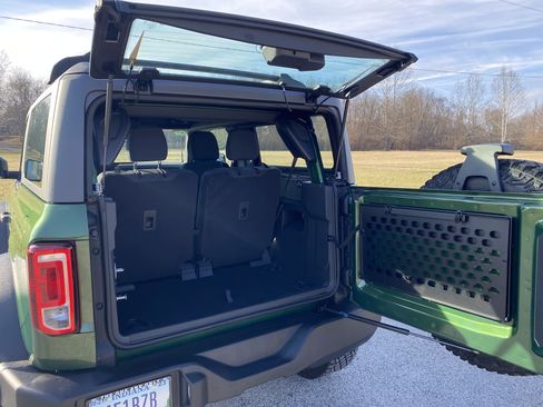 Used 2022 Ford Bronco 2-Door w/ Sasquatch Package image 10