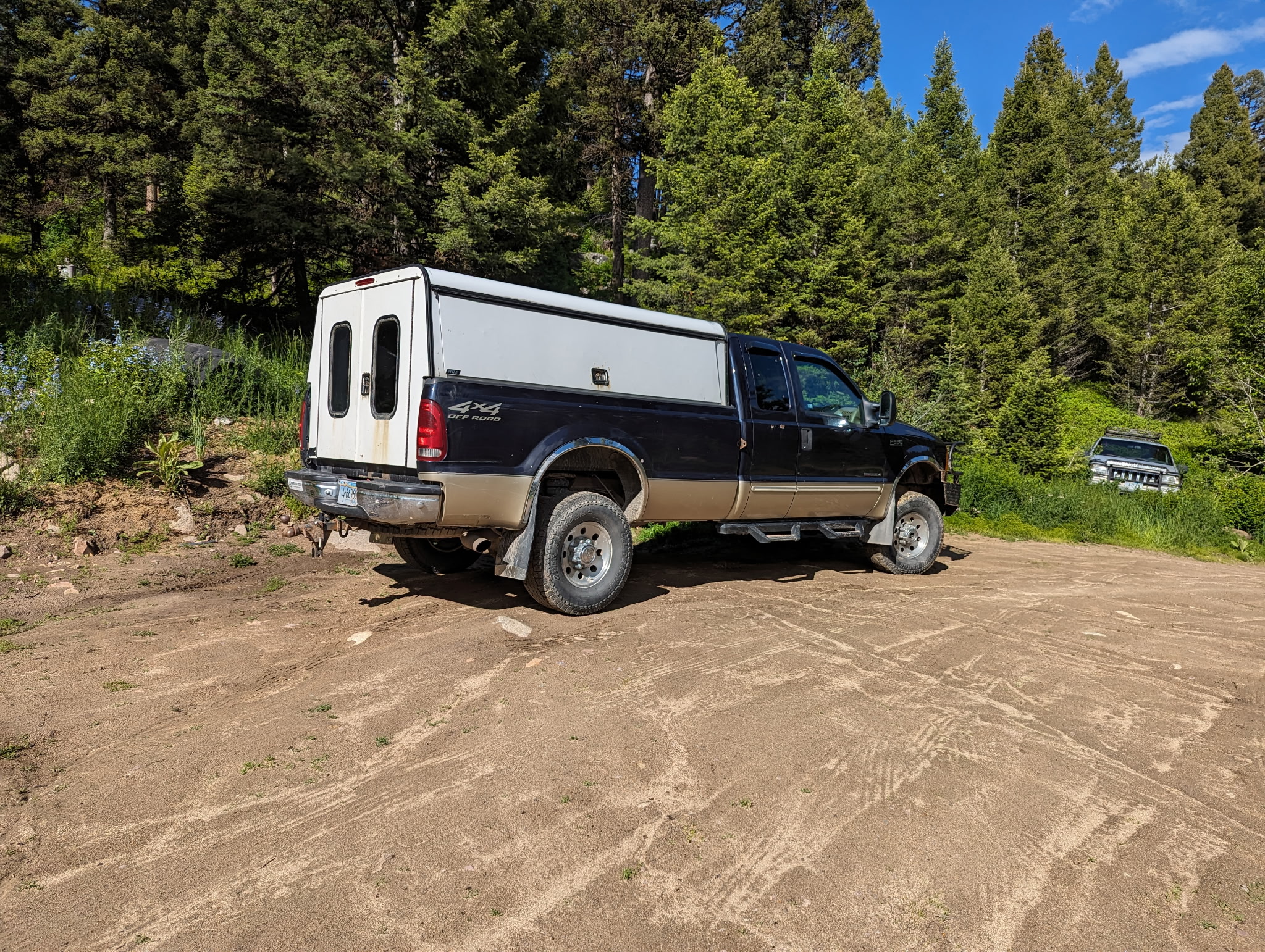 Used 2000 Ford F350 4x4 SuperCab Super Duty image 2