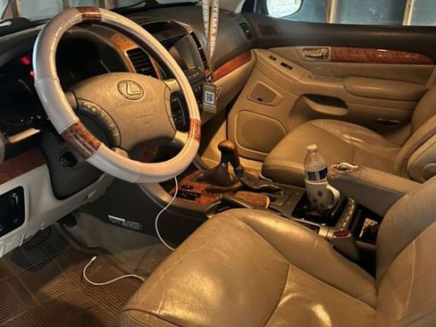 Used 2004 Lexus GX 470 470 Sport Utility 4D image 2