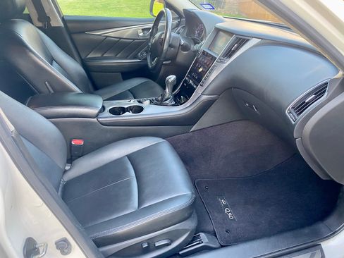 Used 2017 INFINITI Q50 3.0t Premium image 10