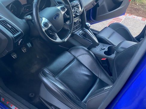 Used 2014 Ford Focus ST w/ Equipment Group 202A image 9