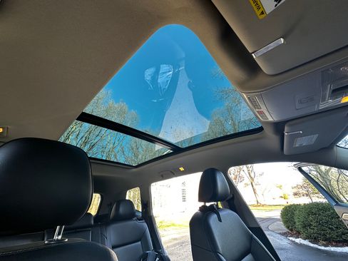 Used 2018 Volkswagen Atlas SEL image 8