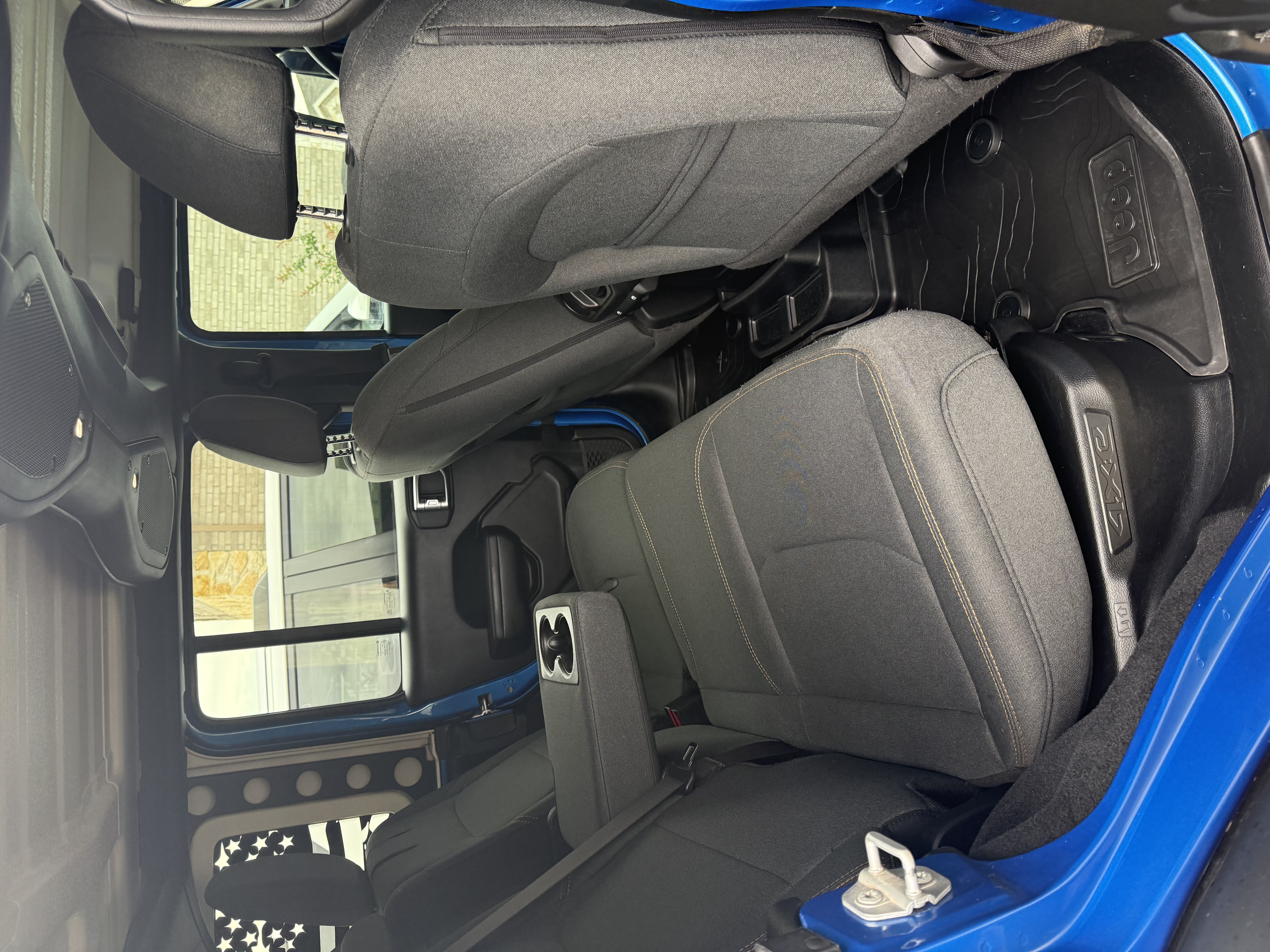 Used 2024 Jeep Wrangler Unlimited AWD/4WD image 21