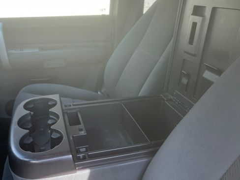 Used 2007 Chevrolet Silverado 1500 LT w/ California Package image 6