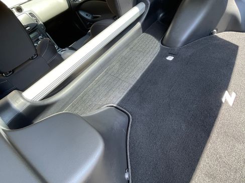 Used 2020 Nissan 370Z Coupe RWD image 21