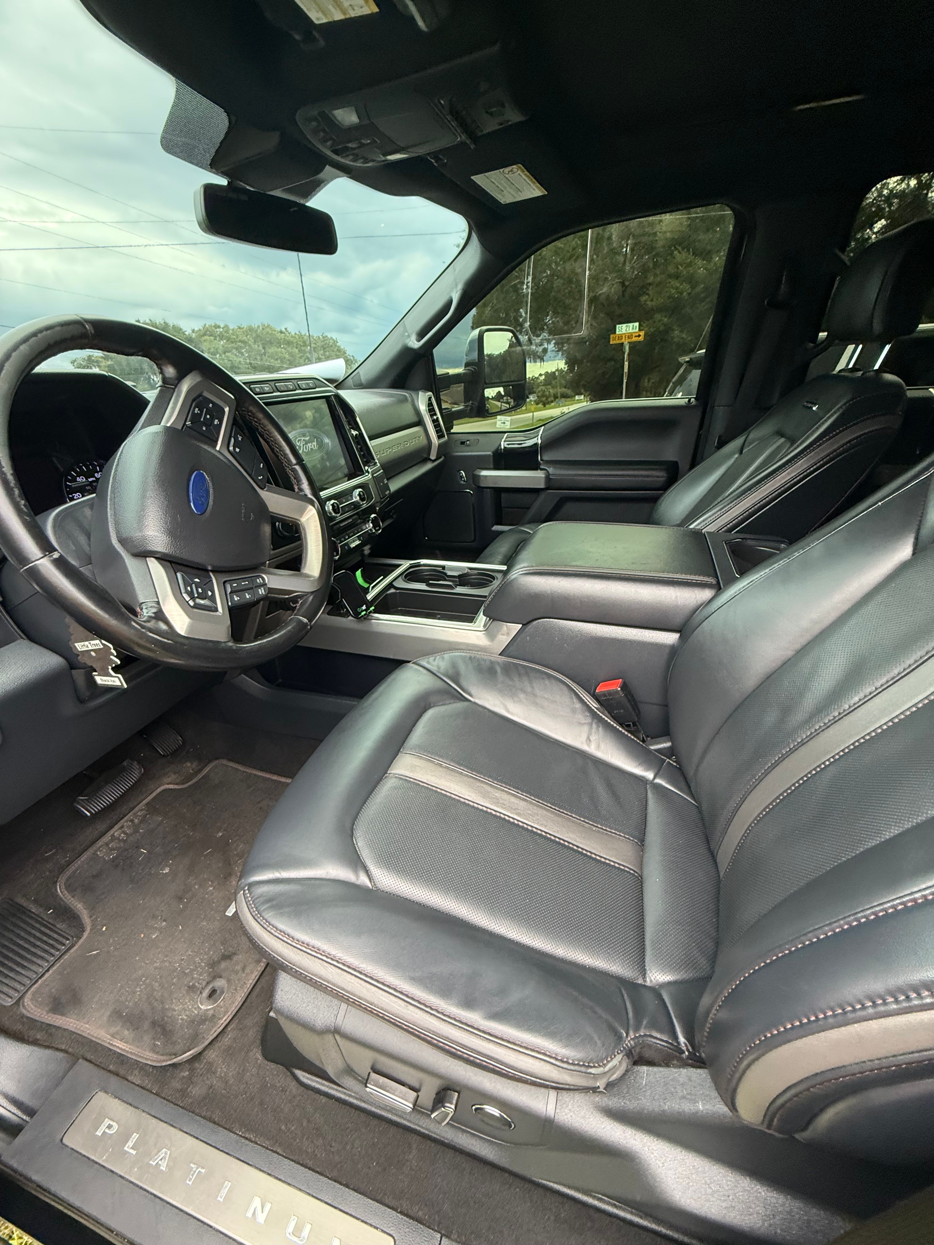 Used 2022 Ford F450 Platinum w/ FX4 Off-Road Package AWD/4WD image 12
