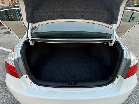 Used 2015 Honda Accord EX-L image 12