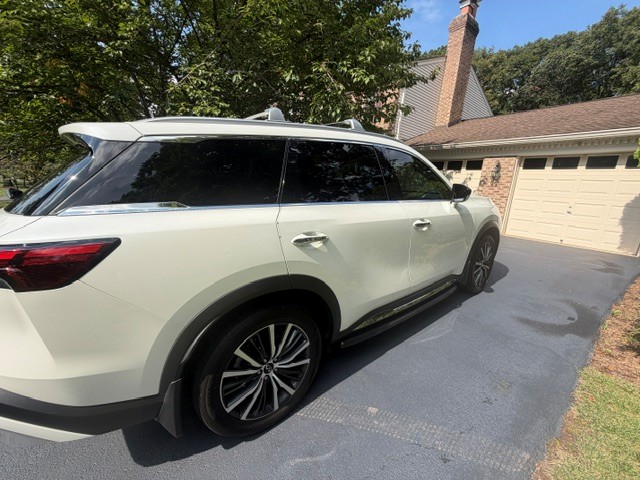 Used 2022 INFINITI QX60 Sensory w/ Vision Package AWD/4WD image 4