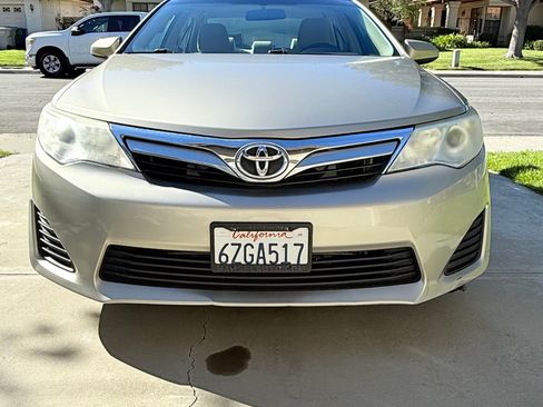 Used 2013 Toyota Camry LE image 4