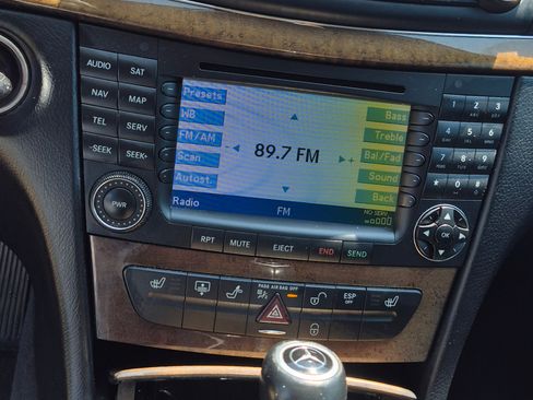 Used 2008 Mercedes-Benz E 350 Sedan image 6