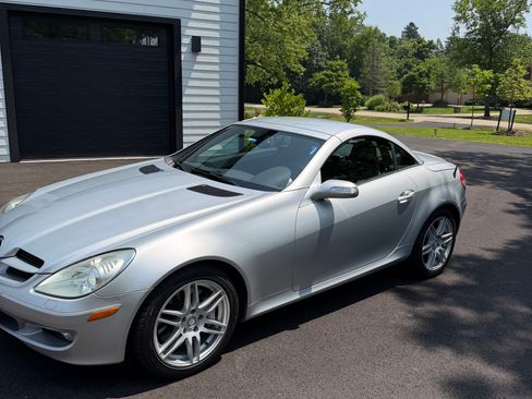 Used 2005 Mercedes-Benz SLK 350 image 5