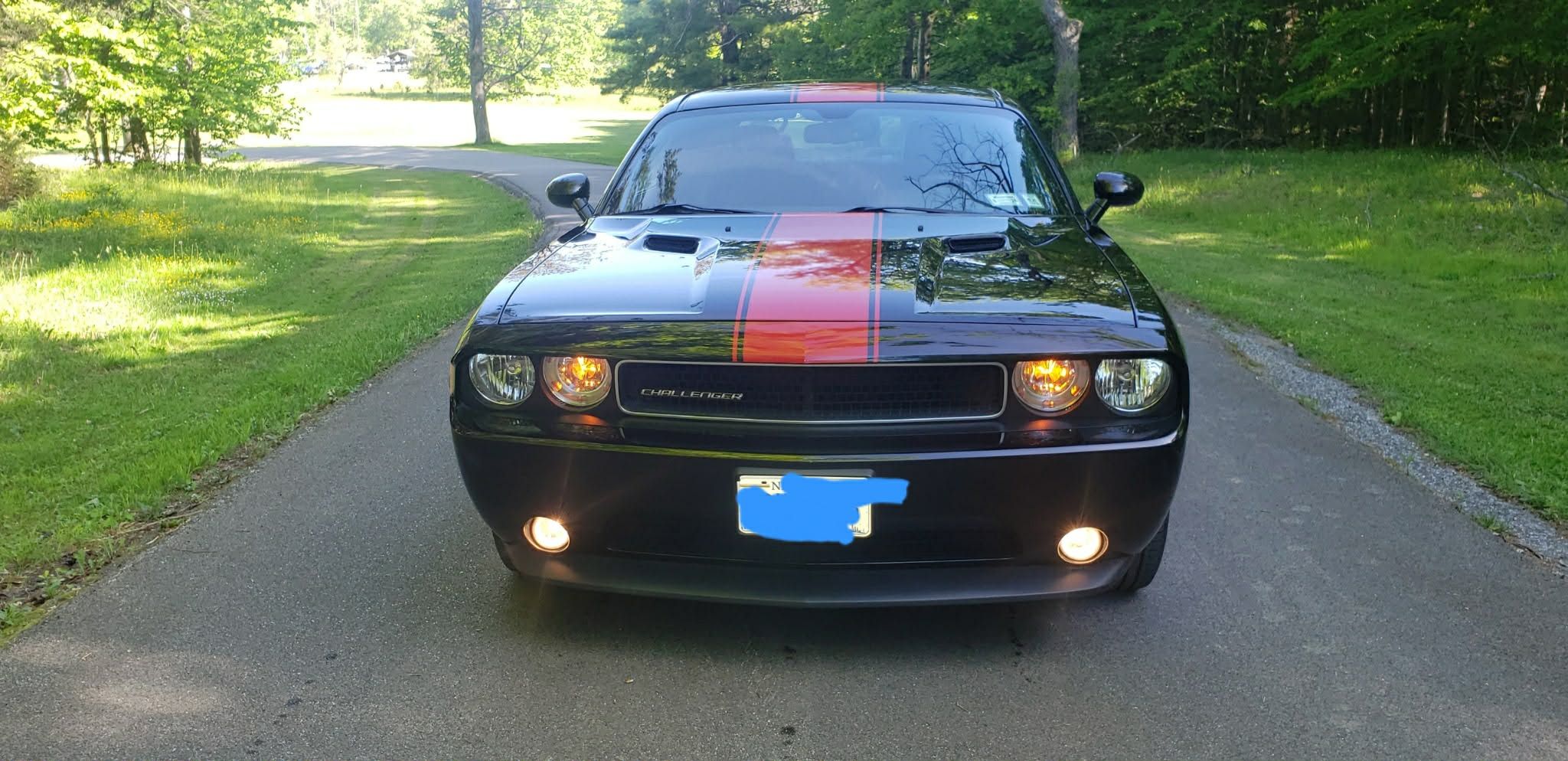Used 2013 Dodge Challenger SXT RWD image 10