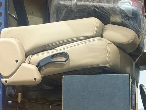Used 1996 Dodge Caravan ES FWD image 12