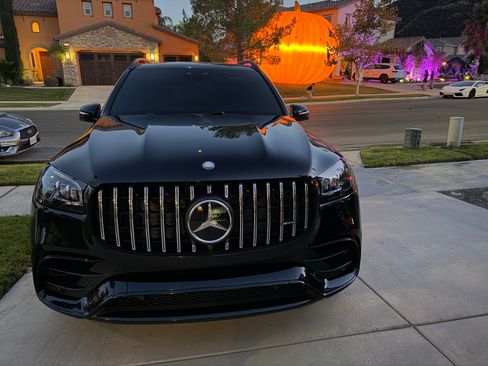 Used 2025 Mercedes-Benz GLS 63 AMG 4MATIC image 10