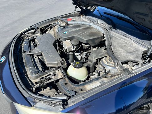 Used 2015 BMW 328i Gran Turismo xDrive image 17