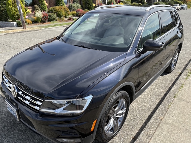 Used 2020 Volkswagen Tiguan SEL AWD/4WD image 10