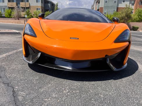 Used 2016 McLaren 570S Coupe image 2