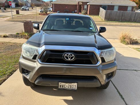Used 2015 Toyota Tacoma PreRunner image 5
