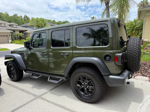 Used 2021 Jeep Wrangler Unlimited Sport AWD/4WD image 17